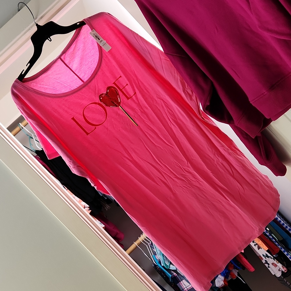 NWT Victoria's Secret Sleepshirt